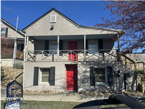 Building Photo - 805 E Sullivan St