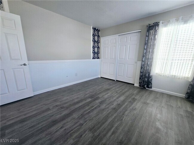 Building Photo - 4316 W Lake Mead Blvd