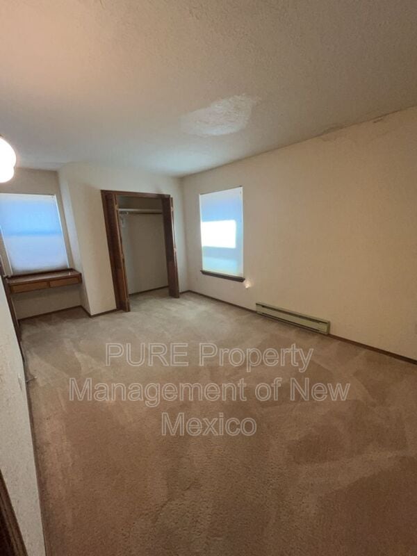 Building Photo - 727 Cedar Hill Ln NE