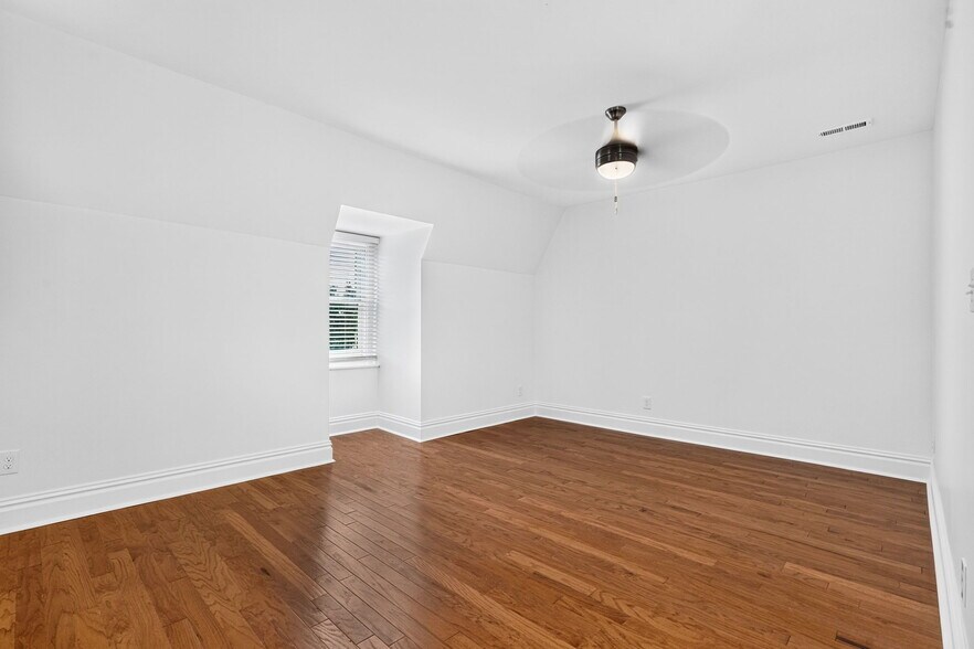 Building Photo - 2722 Armand Pl