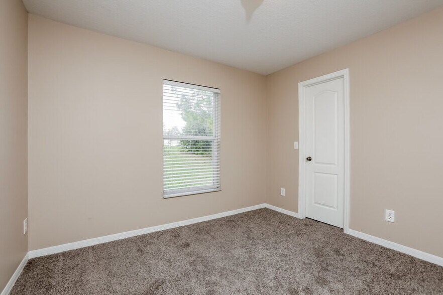 Building Photo - 914 Arbor Hill Cir