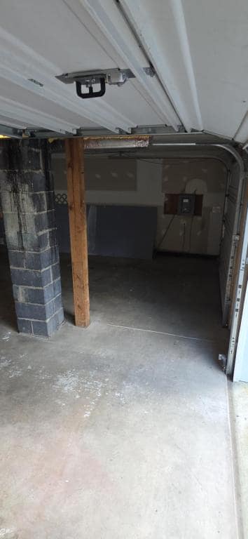 Building Photo - 713 Camden Ave
