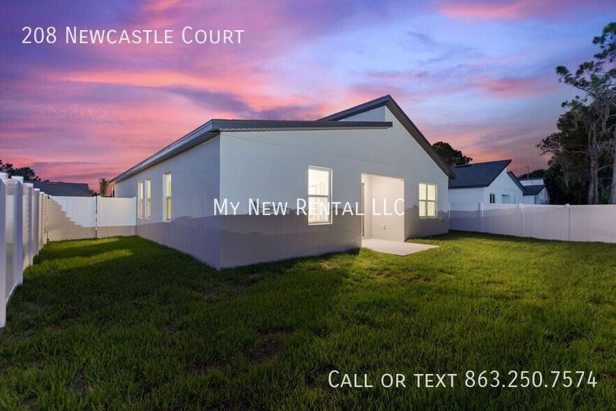 Building Photo - 208 Newcastle