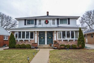 Building Photo - 2747 N 92nd St