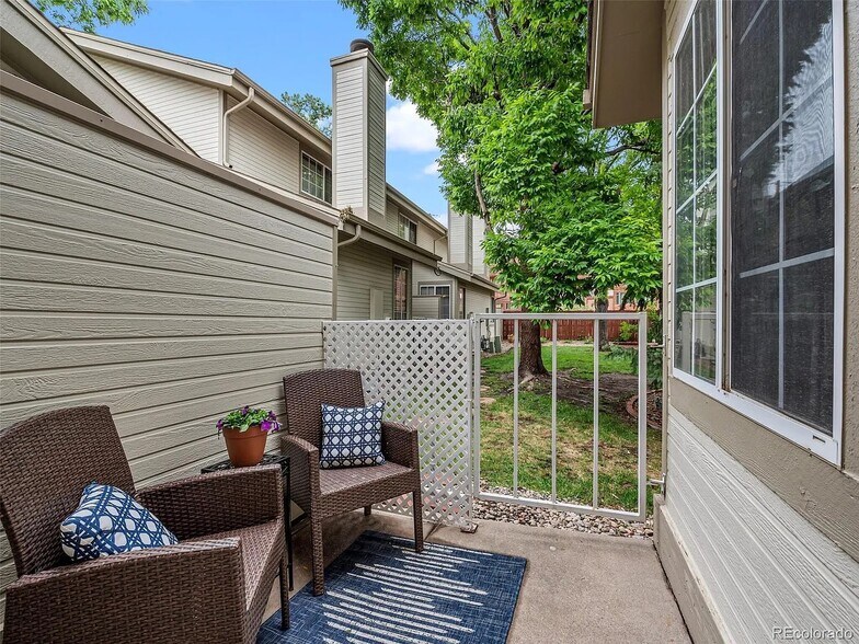 Building Photo - 1018 9th St