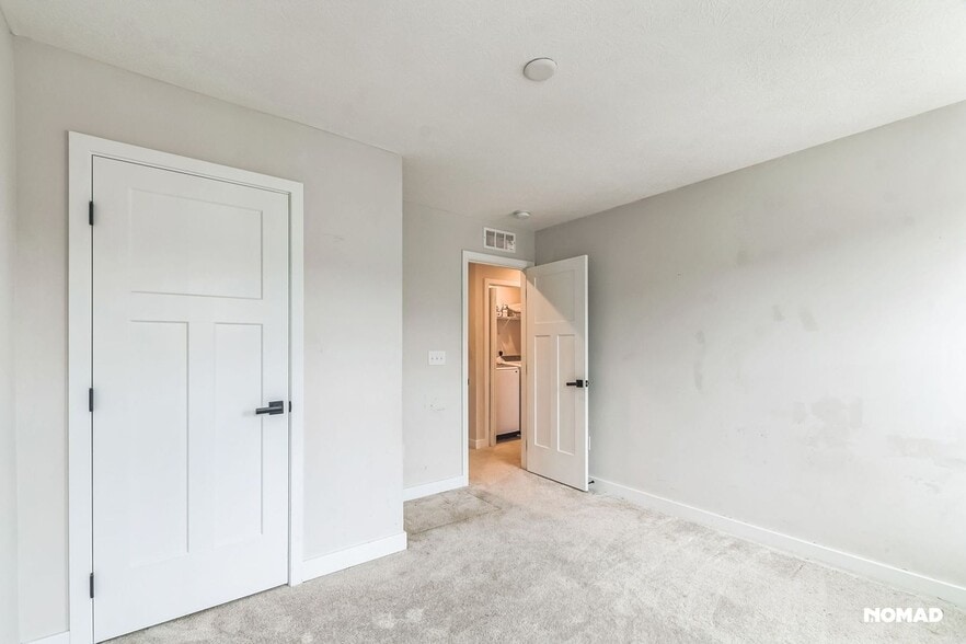 Building Photo - 6832 Frey Ln