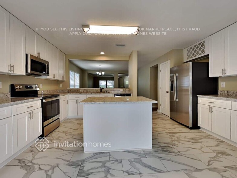 Building Photo - 344 Bostwick Cir