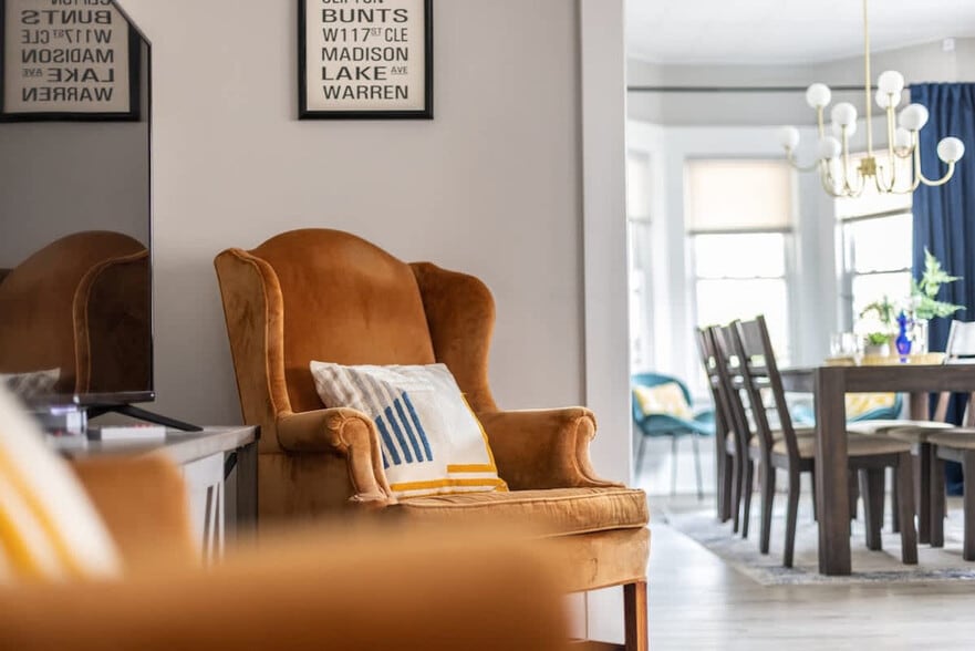 Building Photo - 6011 Ellen Ave