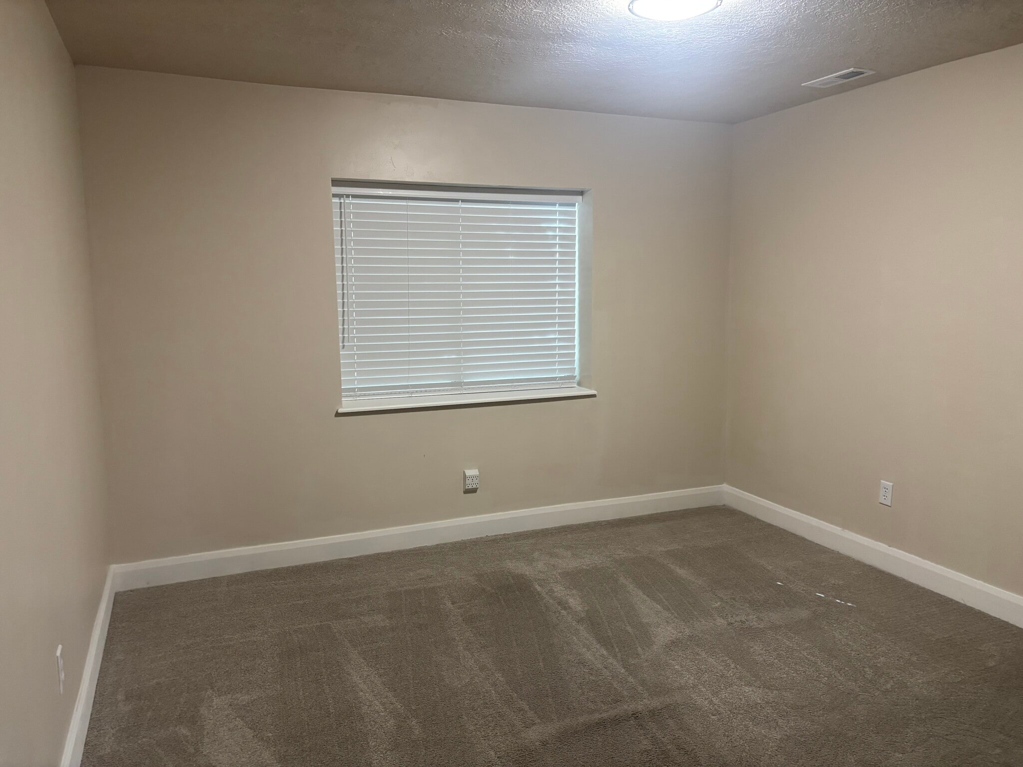 Building Photo - 2651 Stonebury Loop Rd