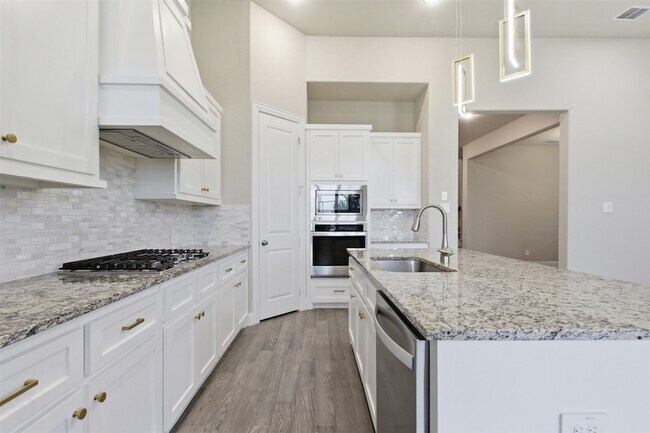 Building Photo - 3537 Ridgecross Dr