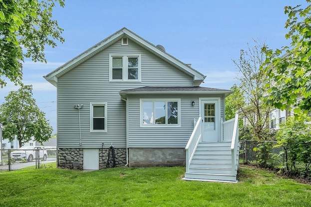 Building Photo - 36 Rowena St