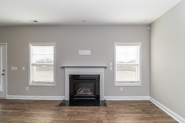 Building Photo - STUNNING & SPACIOUS! GANDER LAKE 4 BR | 3 BA IN PIKEVILLE SCHOOL DISTRICT *LAWN CARE INCLUDED!*