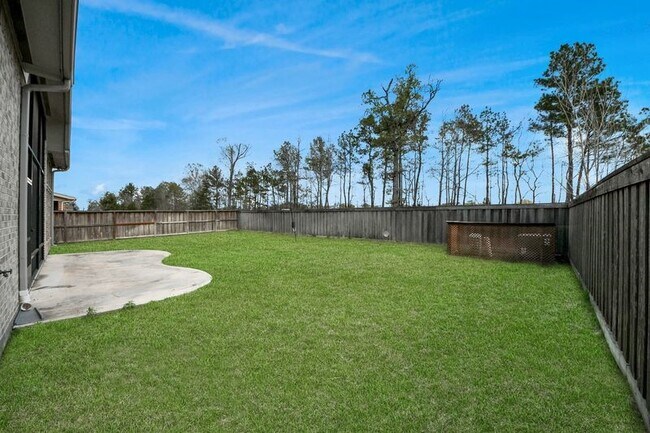 Building Photo - 28065 Woodland Bend Way