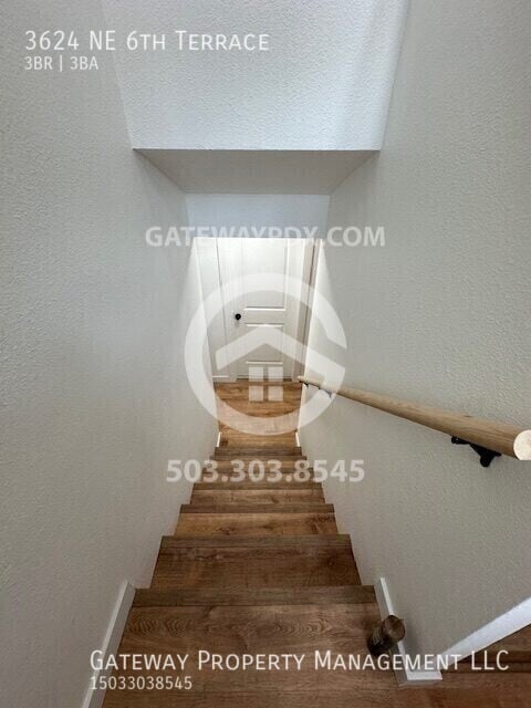 Building Photo - 3624 NE 6th Terrace