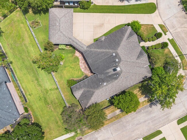 Building Photo - 13410 Spyglen Ct