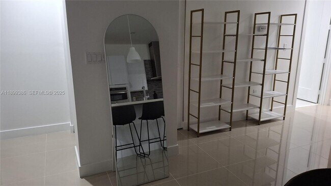 Building Photo - 6310 NW 103rd Pl