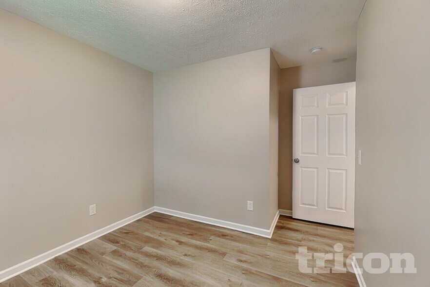 Building Photo - 212 Dorchester Dr