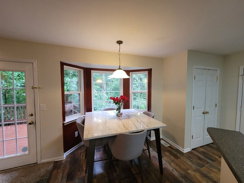 Building Photo - 6351 Pink Dogwood Ln