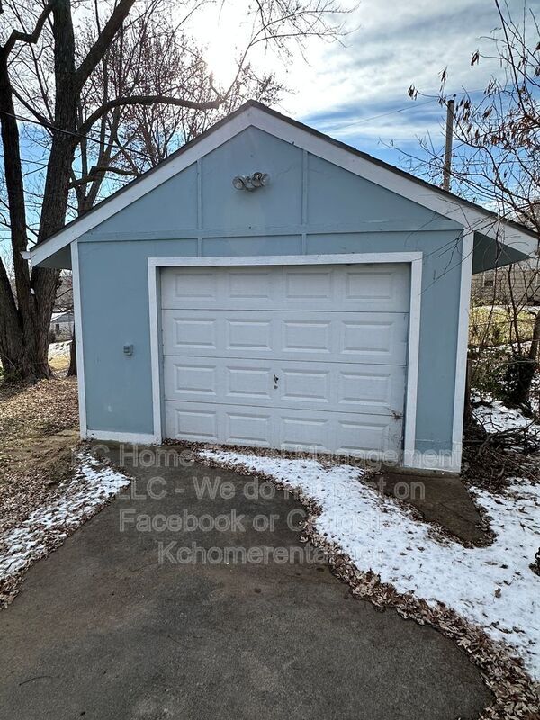 Building Photo - 7801 Ozark Rd