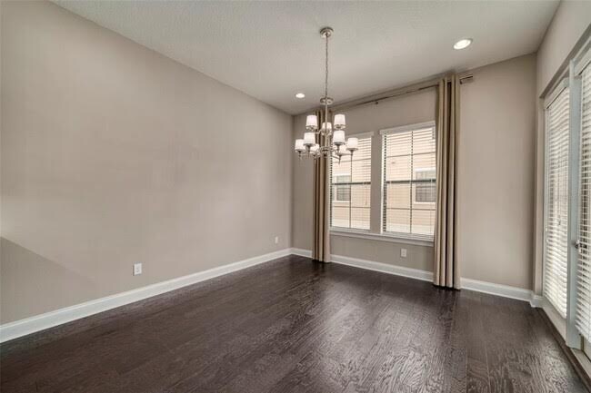 Building Photo - 2148 Fresco Alley