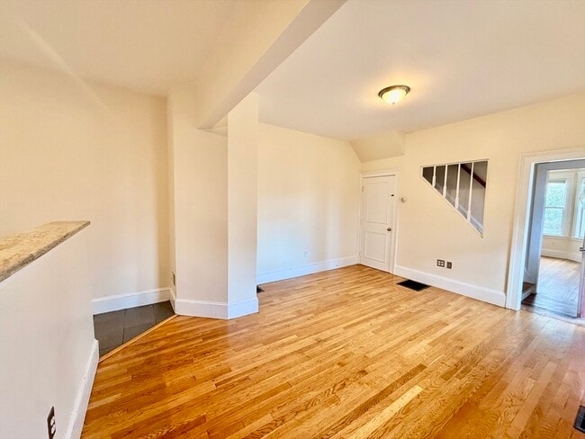 Building Photo - 81 South St