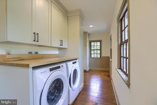 Building Photo - 4551 Colebrook Rd