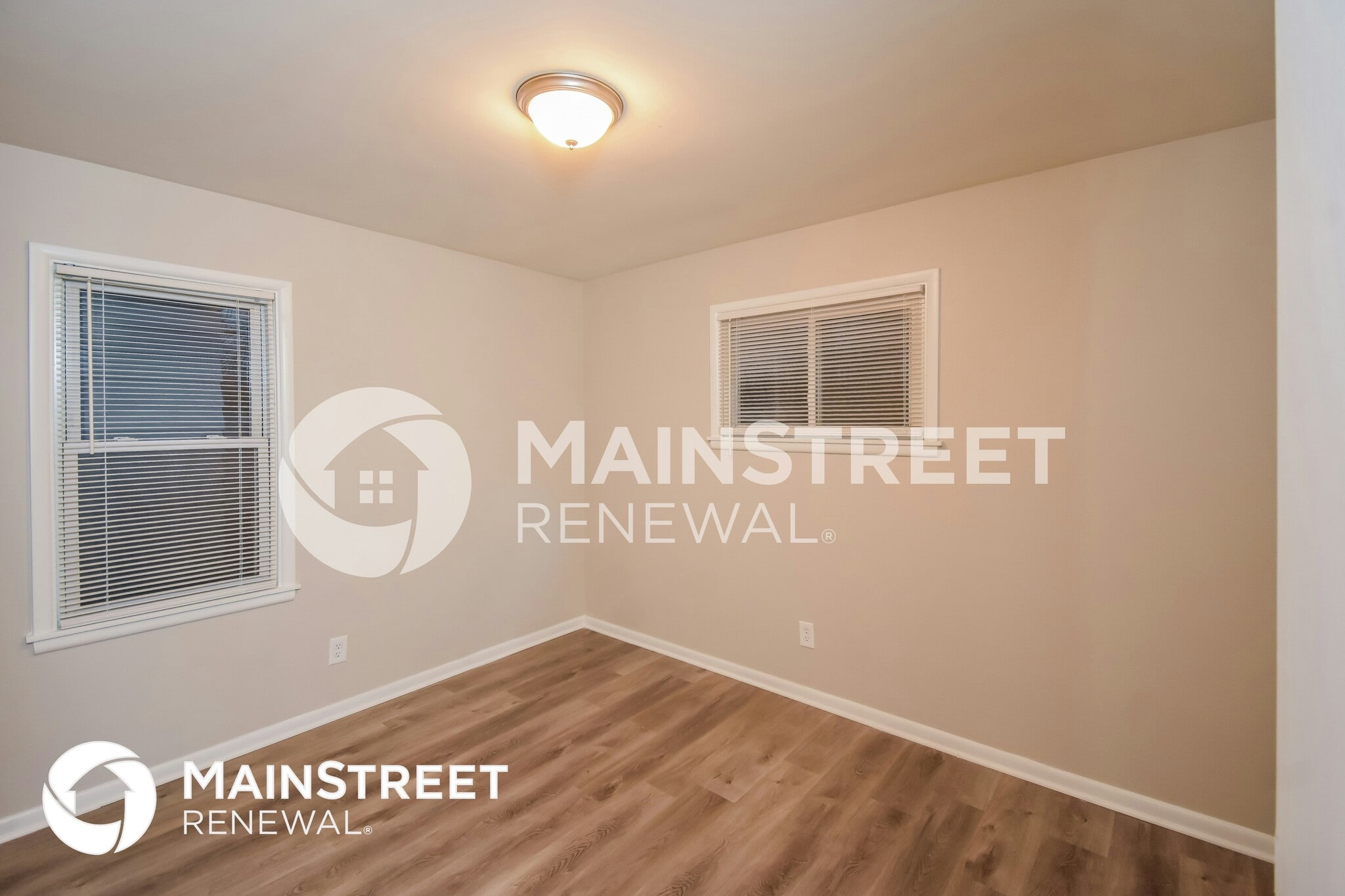 Building Photo - 5234 E 20th St