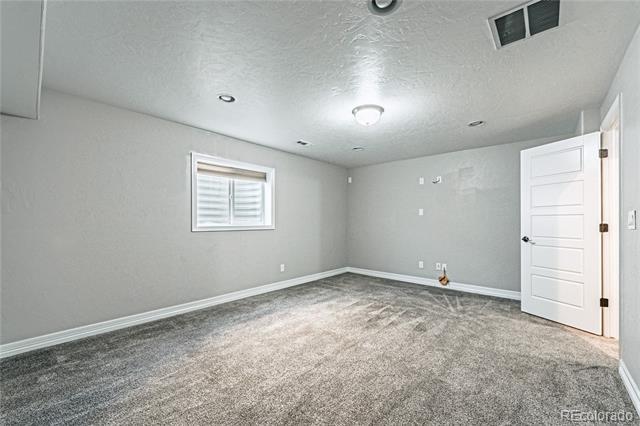 Building Photo - 2588 Weyburn Way