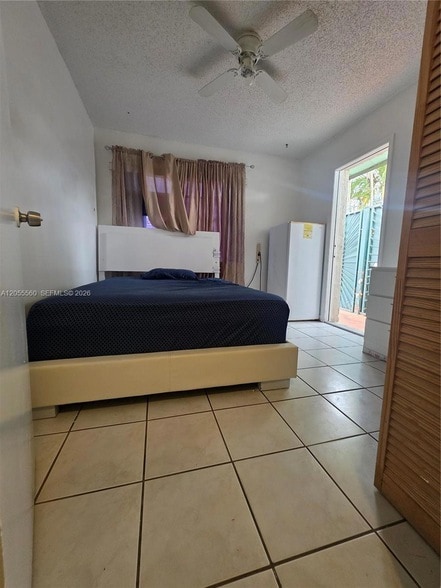 Building Photo - 714 SW 99th Ct