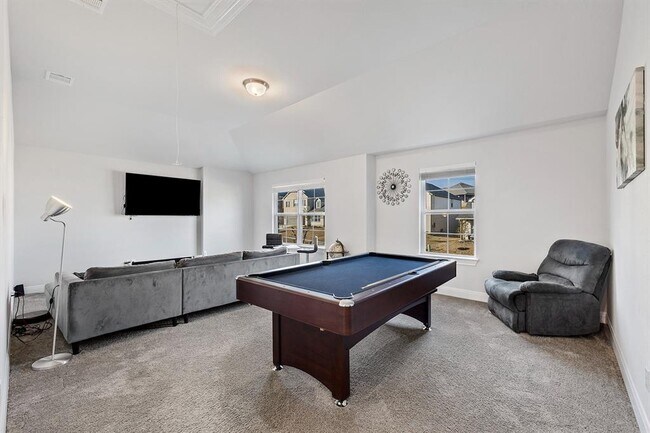 Building Photo - 2117 Prairie Oaks Dr