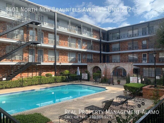 Primary Photo - 8401 N New Braunfels Ave