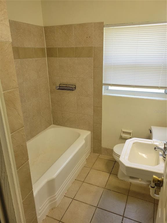 Building Photo - 825 Rosalia Dr