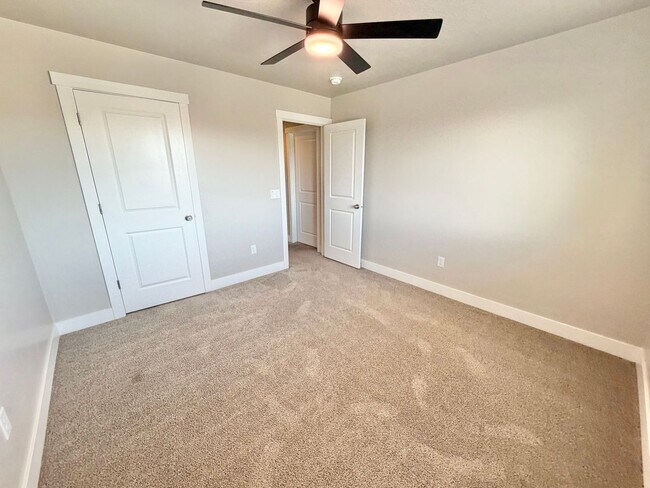 Building Photo - 5973 S Kastra Ln