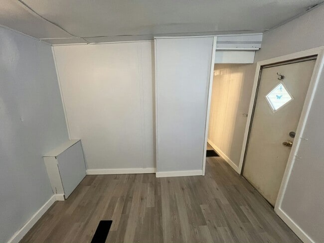 Building Photo - 2208 Chicago Cubs St