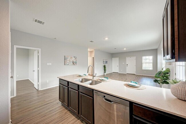 Building Photo - 129 Vulcan Dr