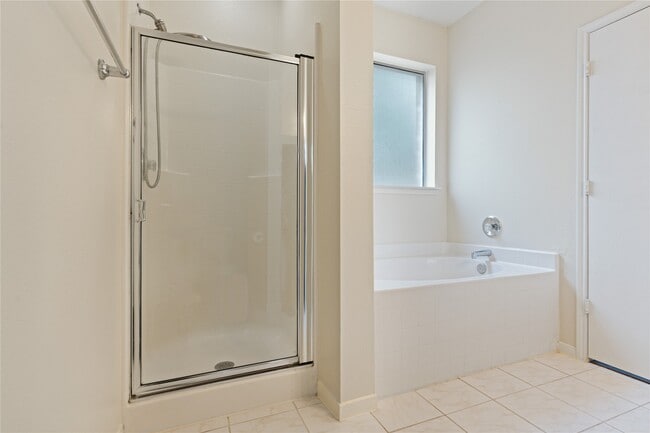 Building Photo - 7814 Yaupon Ranch Ct