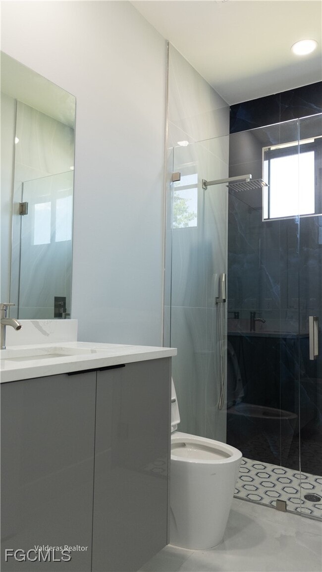 Building Photo - 2404-2406 Crawford Ave N