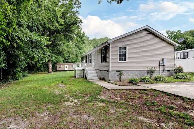 Building Photo - 9431 Jenkins Ln