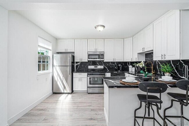 Building Photo - 4261 1/2 33rd Street