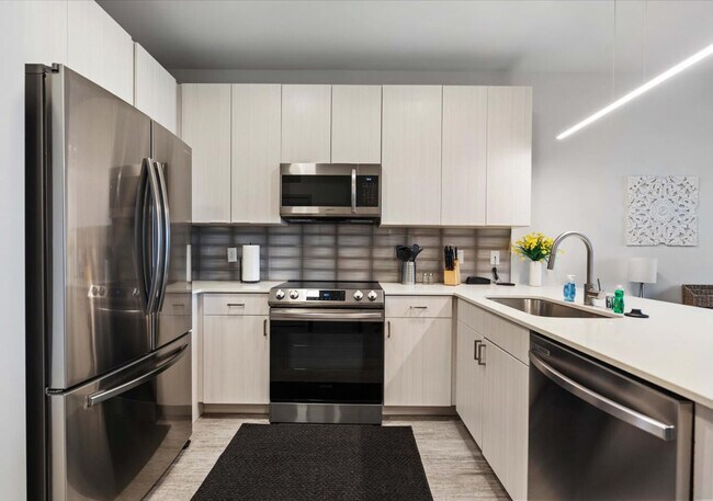 Building Photo - 5022 American Pkwy