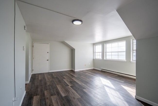 Building Photo - 50-62 East Street - 1C