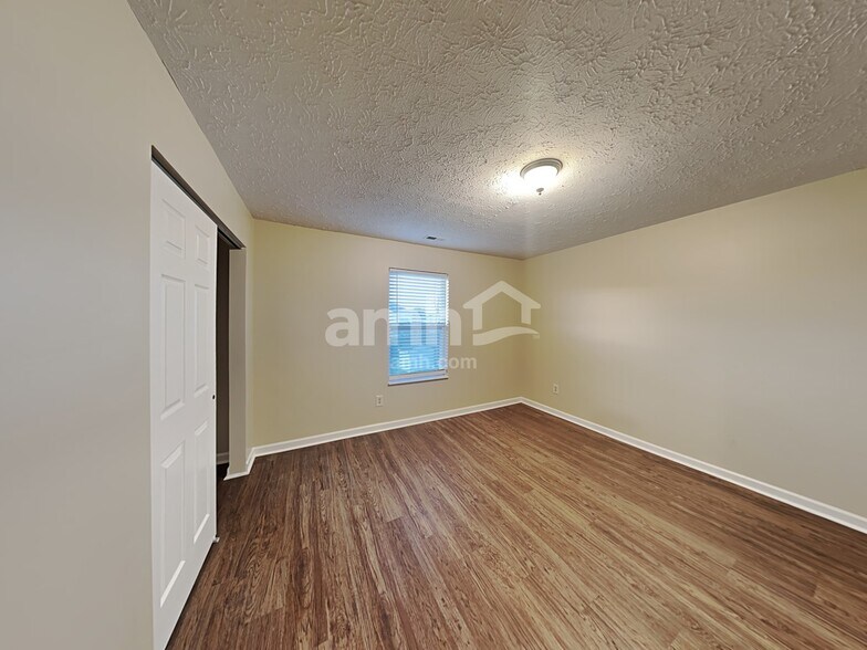 Building Photo - 716 Greene Ct