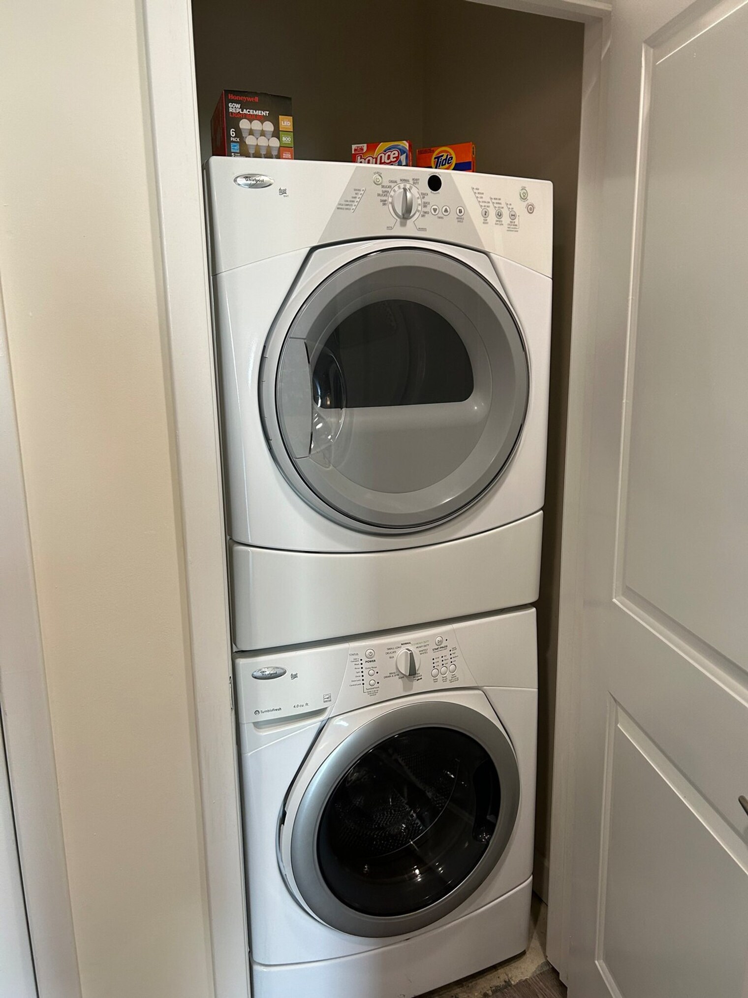 Building Photo - 357 W Martin Luther King Jr Blvd