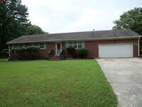 Building Photo - 1642 Wingfield Dr