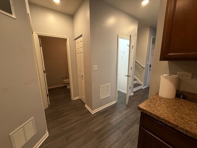 Building Photo - 433 Acushnet St