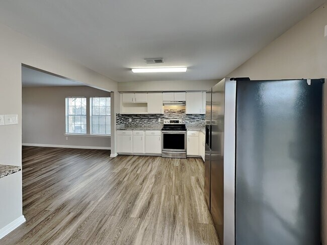 Building Photo - 19907 Gatling Ct