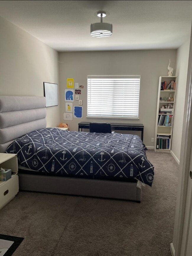 Building Photo - 1143 Greene Terrace