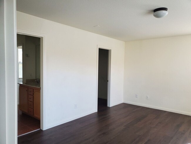 Building Photo - A Fabulous 3 Bedroom, 2 Bathroom  HOME IN ...
