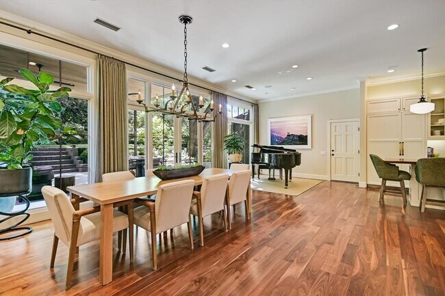 Building Photo - 3423 Mt Barker Dr