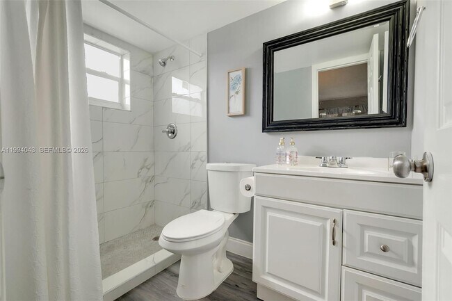 Building Photo - 1001 NW 45th St